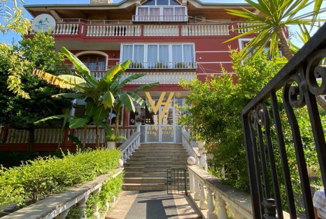 Shtepi me qera 5+1 ne Tirane - 5,000 Euro