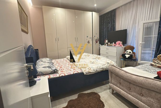 Shtepi ne shitje Shtepi Private ne Tirane, 2+1, Mobilimi E mobiluar, Pagesa 200,000  Euro.