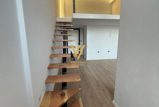 Business Property for Rent 3+1 in Tirana - 450 Euro