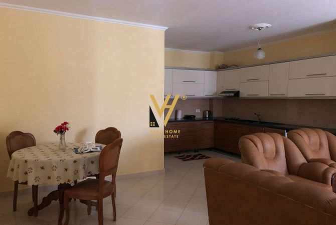 Shtepi me qera 2+1 ne Tirane - 45,000 Leke