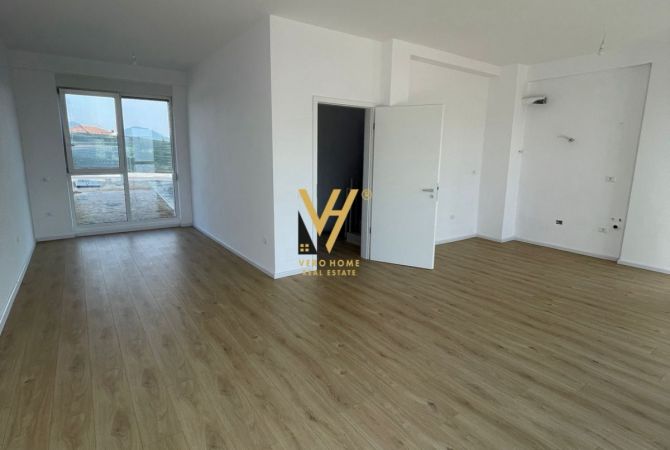 Shtepi me qera Vila Luksoze ne Tirane, 4+1, Mobilimi Bosh, pa mobiluar, Pagesa 1,200  Euro.