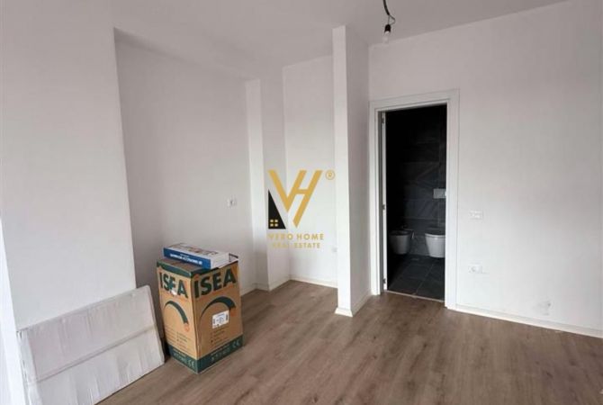 Ambient biznesi me qera 3+1 ne Tirane - 500 Euro