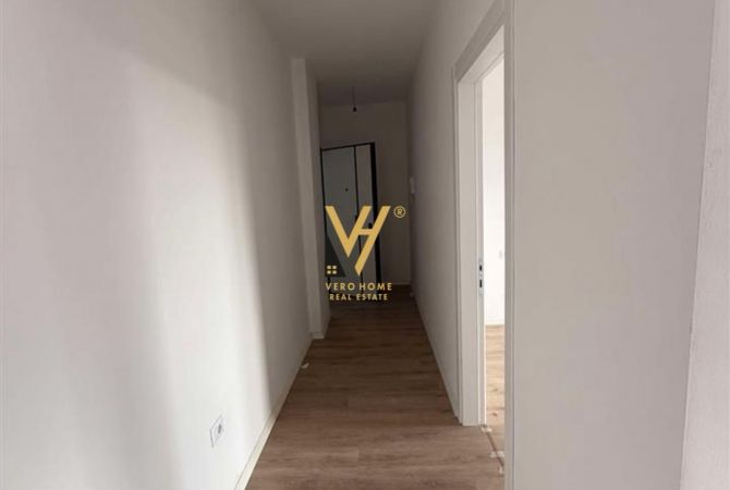 Ambient biznesi me qera 3+1 ne Tirane - 500 Euro