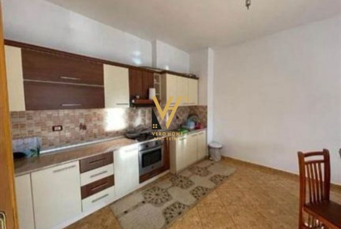 Shtepi ne shitje 2+1 ne Tirane - 165,000 Euro
