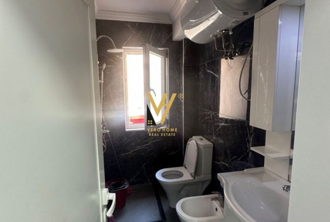 JEPET ZYRE 120M2 ME QERA NE BLLOK 1.000 EURO