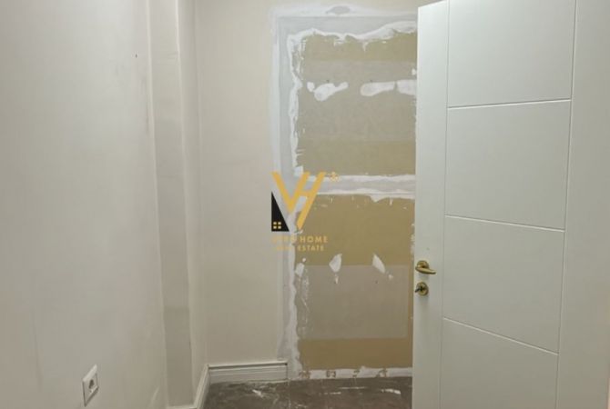 Ambient biznesi me qera 3+1 ne Tirane - 1,000 Euro