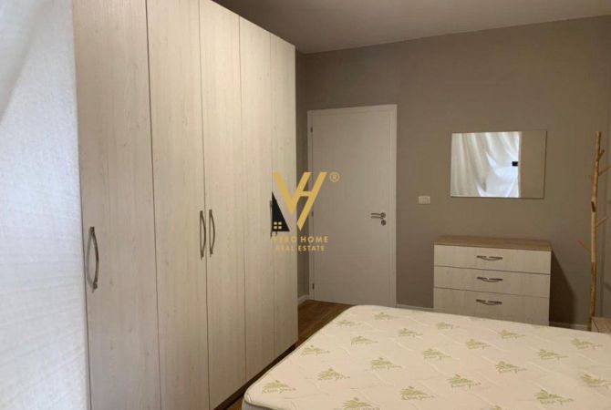 Shtepi ne shitje Apartament ne Tirane, 1+1, Mobilimi E mobiluar, Pagesa 105,000  Euro.