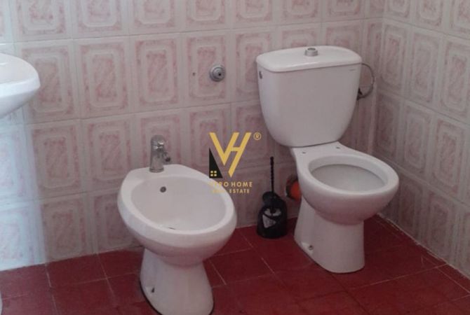 Shtepi me qera 3+1 ne Tirane - 70,000 Leke