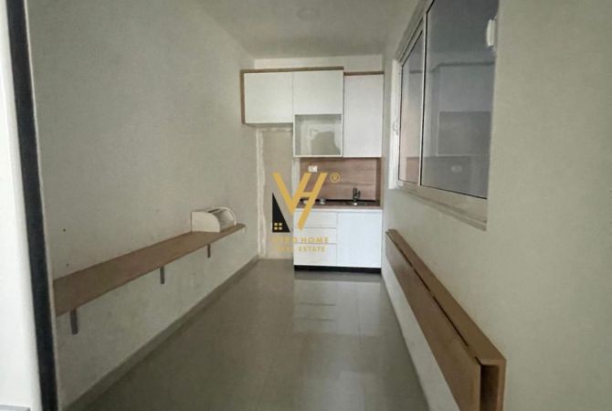 Ambient biznesi me qera 3+1 ne Tirane - 3,000 Euro