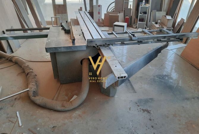 Ambient biznesi me qera 6+1 ne Tirane - 1,000 Euro