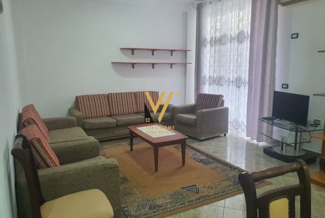 Shtepi me qera 3+1 ne Tirane - 670 Euro