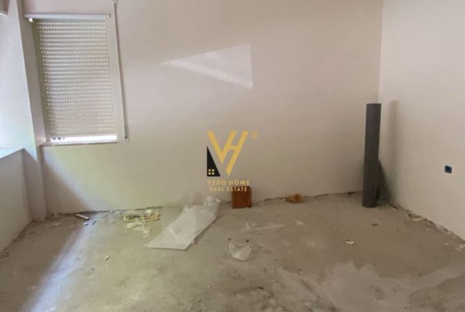 Shtepi ne shitje 2+1 ne Tirane - 190,000 Euro