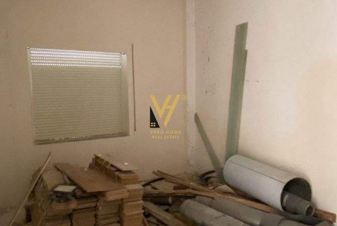 Shtepi ne shitje Apartament ne Tirane, 2+1, Mobilimi Bosh, pa mobiluar, Pagesa 190,000  Euro.