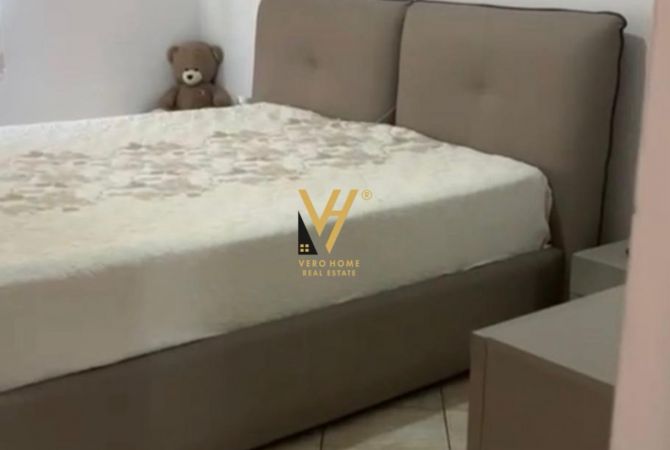 Shtepi ne shitje Shtepi Private ne Tirane, 2+1, Mobilimi E mobiluar, Pagesa 250,000  Euro.