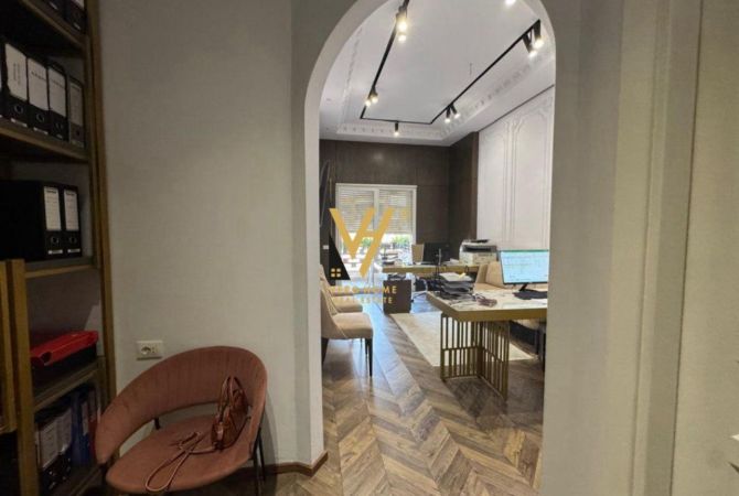 Ambient biznesi ne shitje 3+1 ne Tirane - 1,200,000 Euro