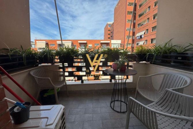 SHITET AMBIENT BIZNESI 700M2 TE GOLDEN PARK 1.200.000 EURO