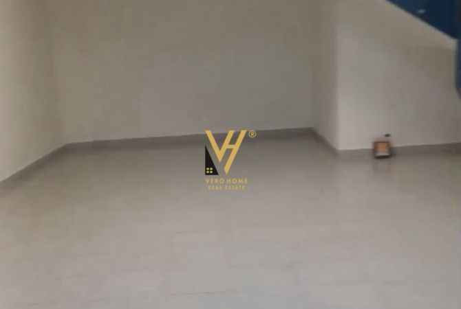 Ambient biznesi me qera 3+1 ne Tirane - 1,500 Euro