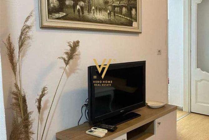 Shtepi ne shitje Apartament ne Tirane, 3+1, Mobilimi E mobiluar, Pagesa 175,000  Euro.