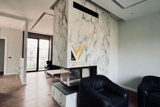 Shtepi me qera Vila Luksoze ne Tirane, 7+1, Mobilimi Bosh, pa mobiluar, Pagesa 2,500  Euro.