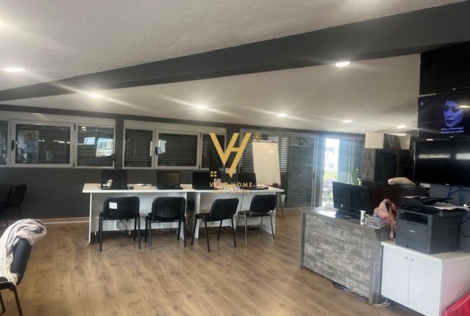 JEPET ZYRE 250M2 ME QERA TE ISH TREGU ELEKTRIK 250.000 LEKE