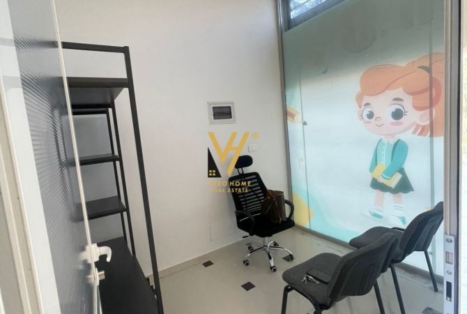 JEPET AMBIENT 100M2 ME QERA NE YZBERISHT 850 EURO