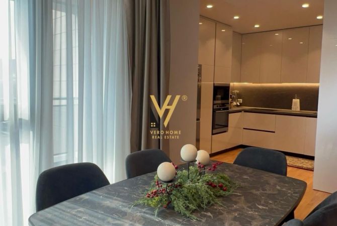 Shtepi me qera Apartament ne Tirane, 3+1, Mobilimi E mobiluar, Pagesa 2,000  Euro.