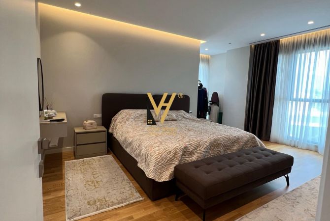 Shtepi me qera Apartament ne Tirane, 3+1, Mobilimi E mobiluar, Pagesa 2,000  Euro.