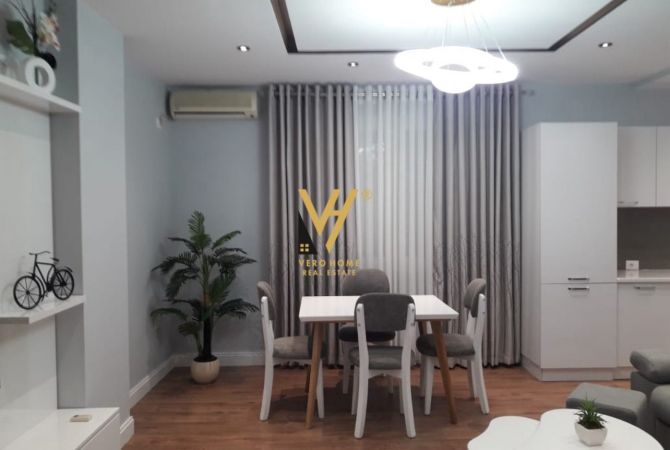 Shtepi me qera Apartament ne Tirane, 2+1, Mobilimi E mobiluar, Pagesa 700  Euro.
