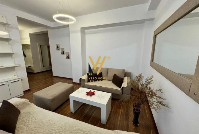 Shtepi me qera 3+1 ne Tirane - 1,000 Euro