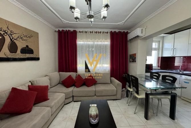 Shtepi me qera 2+1 ne Tirane - 700 Euro