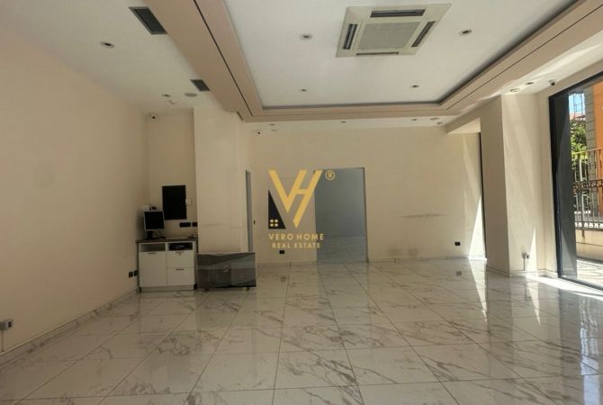 Ambient biznesi me qera 1+1 ne Tirane - 3,000 Euro