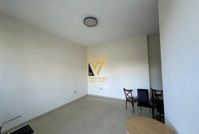 Ambjent biznesi me qera 1+1 ne Tirane - 1,500 Euro