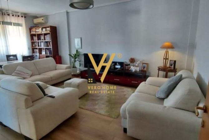 Shtepi me qera 2+1 ne Tirane - 65,000 Leke