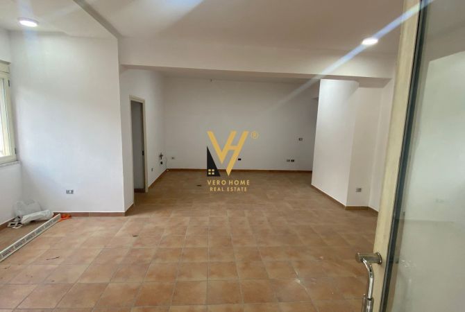 Ambient biznesi me qera 1+1 ne Tirane - 50,000 Leke
