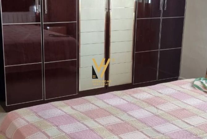 Shtepi me qera Apartament ne Tirane, 3+1, Mobilimi E mobiluar, Pagesa 1,200  Euro.