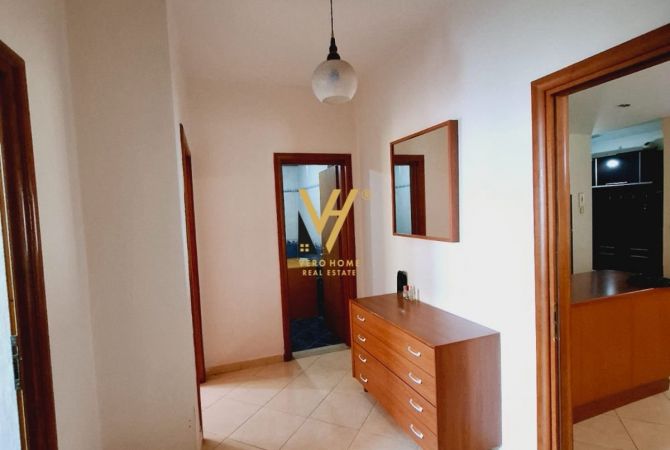 Shtepi me qera 2+1 ne Tirane - 570 Euro