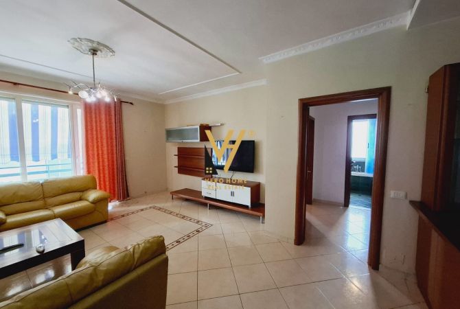 Shtepi me qera 2+1 ne Tirane - 570 Euro