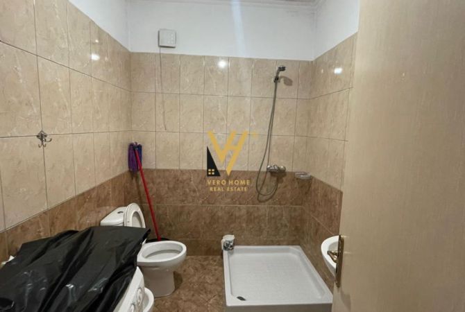 Shtepi me qera 1+1 ne Tirane - 45,000 Leke