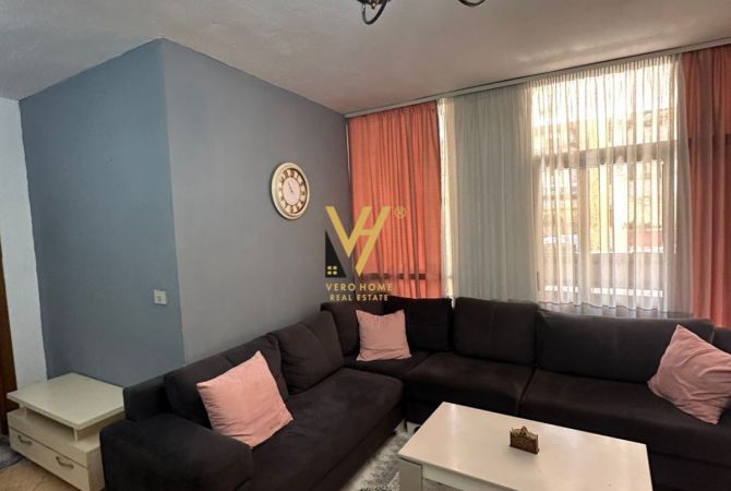 Shtepi me qera 2+1 ne Tirane - 800 Euro