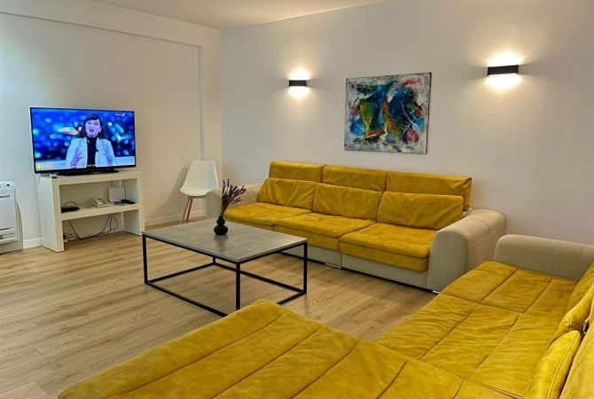 Shtepi me qera 2+1 ne Tirane - 800 Euro