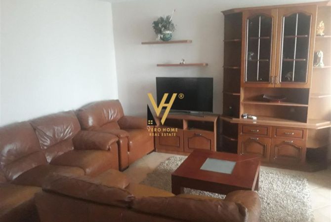 Shtepi me qera 2+1 ne Tirane - 500 Euro