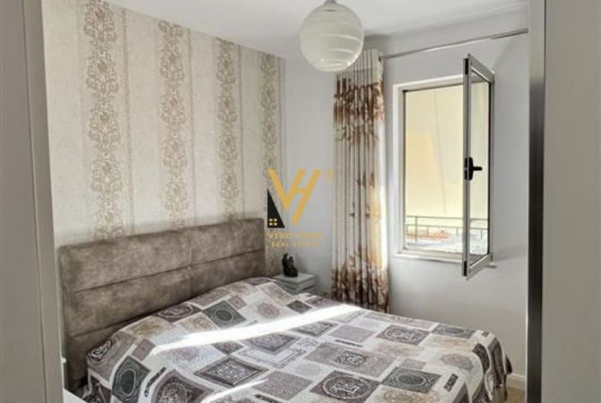 Shtepi me qera Apartament ne Tirane, 3+1, Mobilimi E mobiluar, Pagesa 900  Euro.