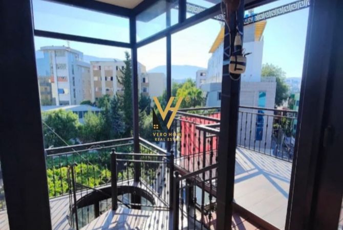 Casa in vendita 7+1 a Tirana - 1,750,000 Euro