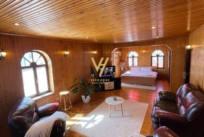 Shtepi ne shitje Vila Luksoze ne Tirane, 7+1, Mobilimi E mobiluar, Pagesa 1,500,000  Euro.