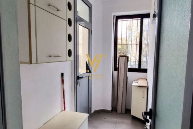 Shtepi me qera 1+1 ne Tirane - 550 Euro