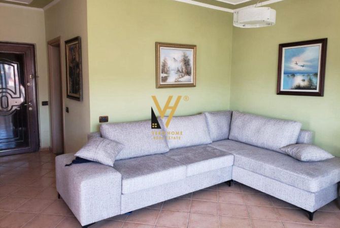 Shtepi me qera 2+1 ne Tirane - 650 Euro