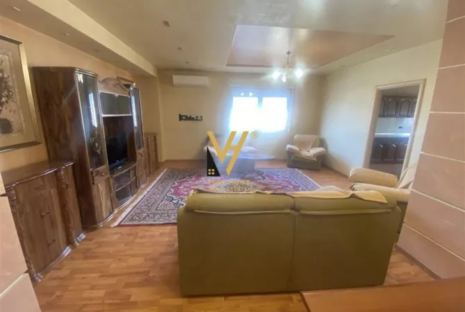 Shtepi me qera 3+1 ne Tirane - 800 Euro