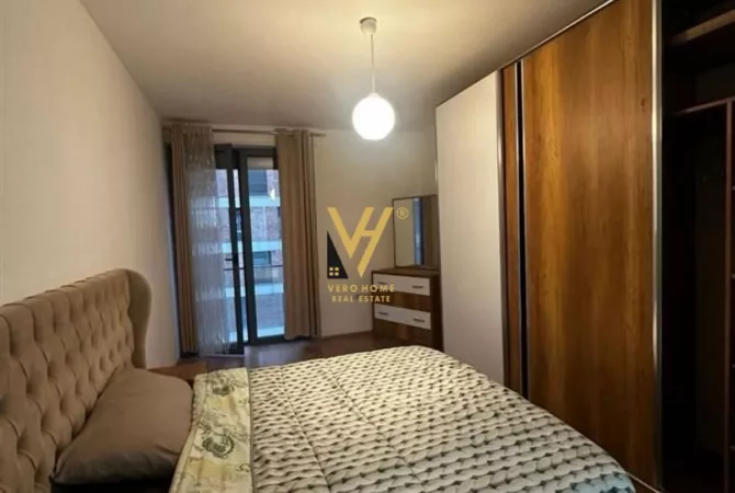 Shtepi me qera Apartament ne Tirane, 2+1, Mobilimi E mobiluar, Pagesa 750  Euro.