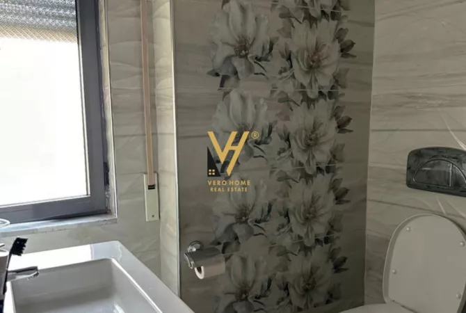 Shtepi me qera Apartament ne Tirane, 2+1, Mobilimi E mobiluar, Pagesa 680  Euro.