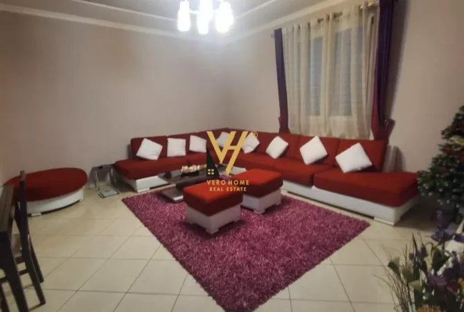 Shtepi me qera 3+1 ne Tirane - 1,000 Euro